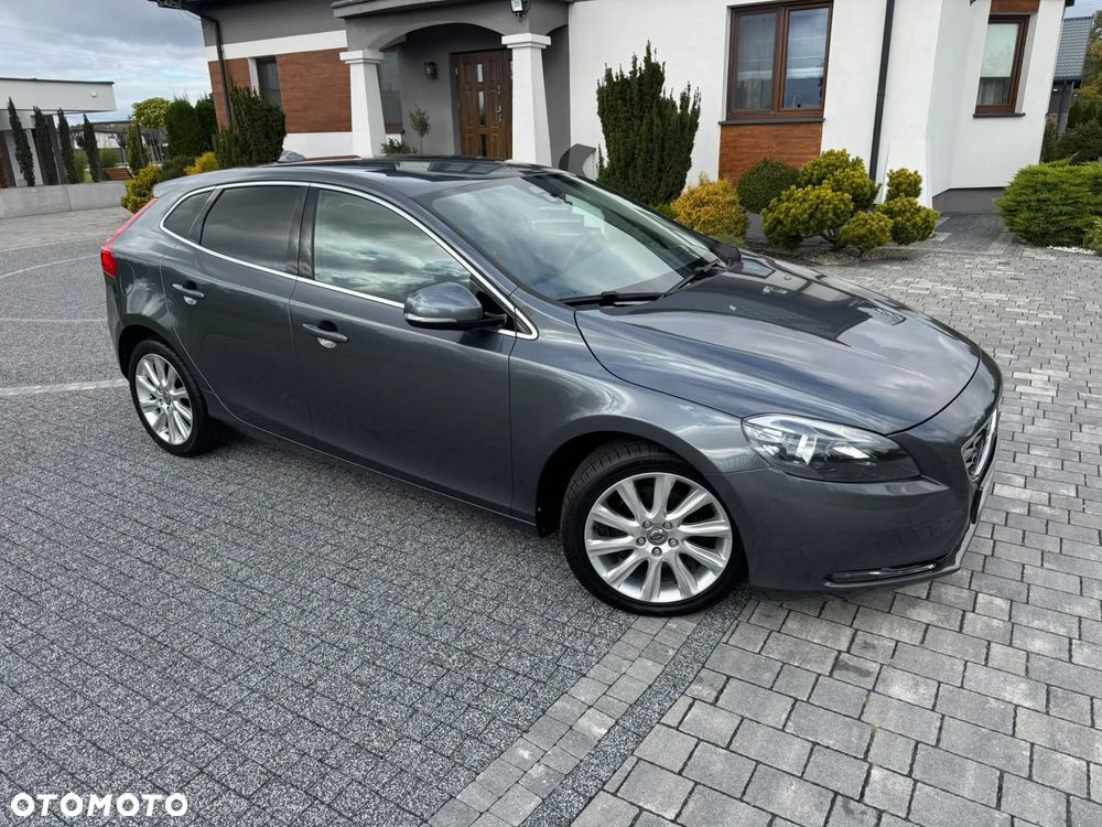 Volvo V40 T3 Momentum - 18