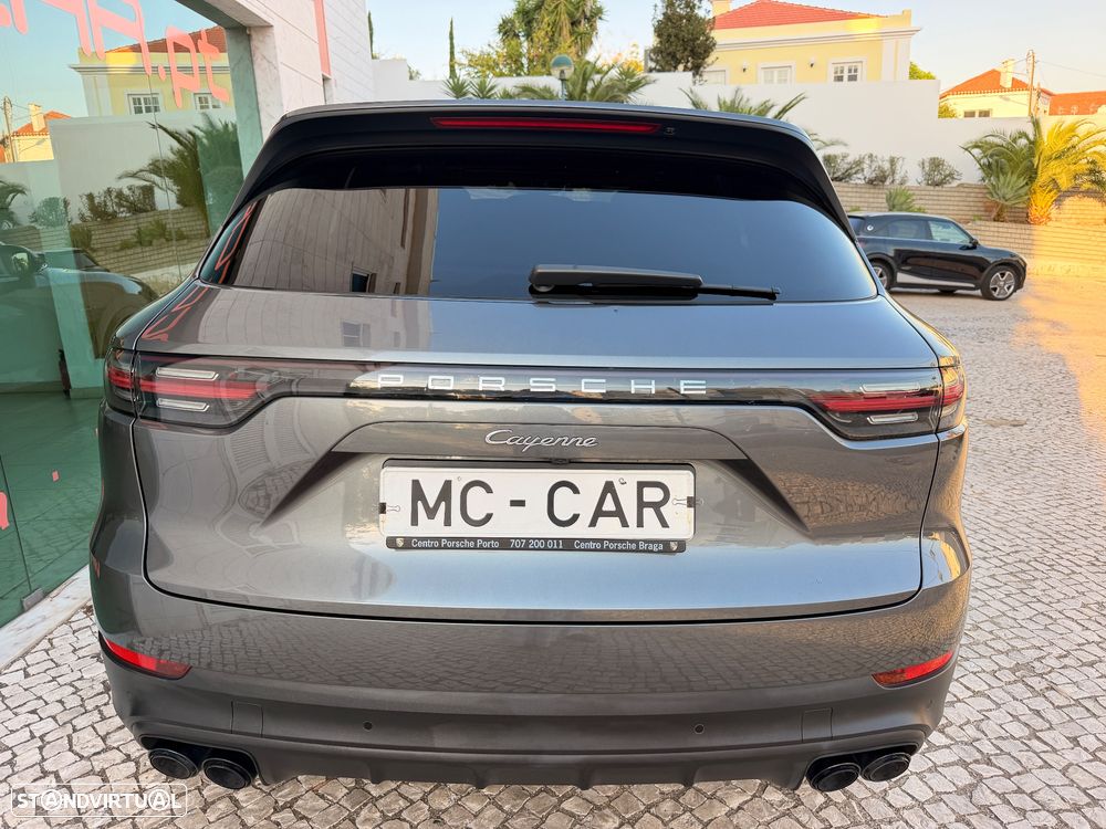 Porsche Cayenne E-Hybrid - 6