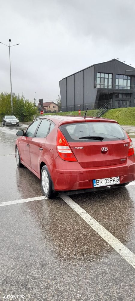 Hyundai i30 1.6 CRDI GL Comfort - 6