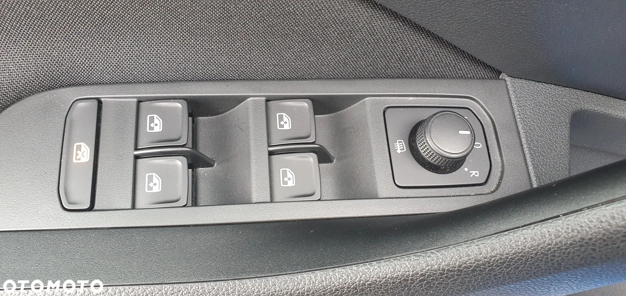 Skoda Kamiq 1.0 TSI Ambition DSG - 27