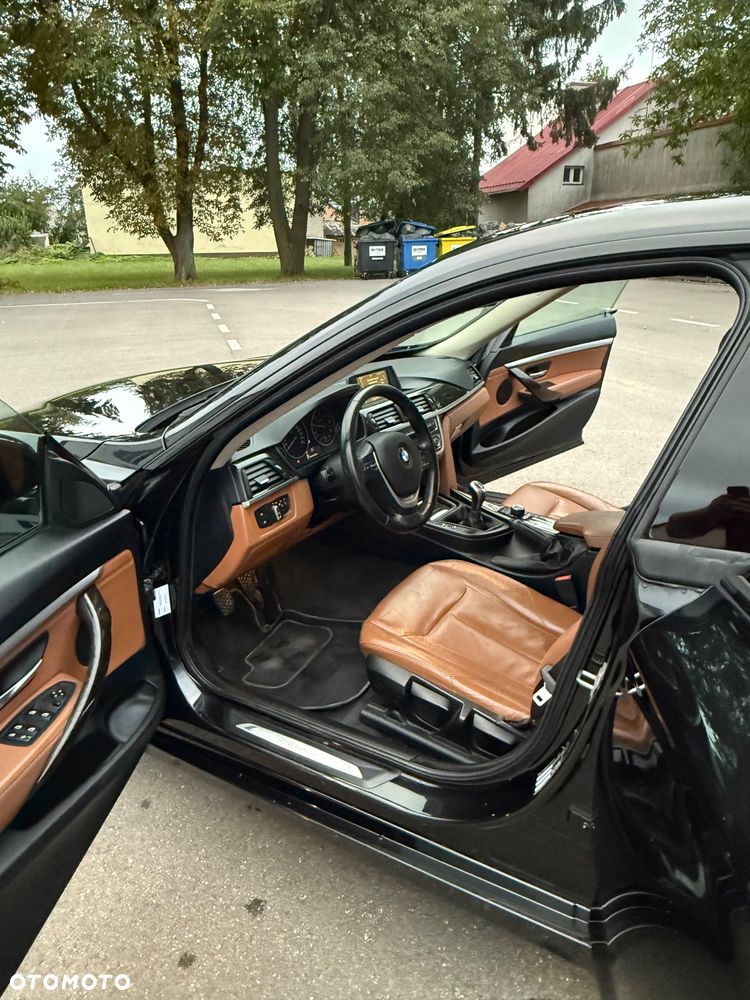 BMW Seria 3 318d Luxury Line - 19