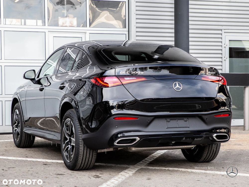 Mercedes-Benz GLC 300 e PHEV 4-Matic AMG Line - 4