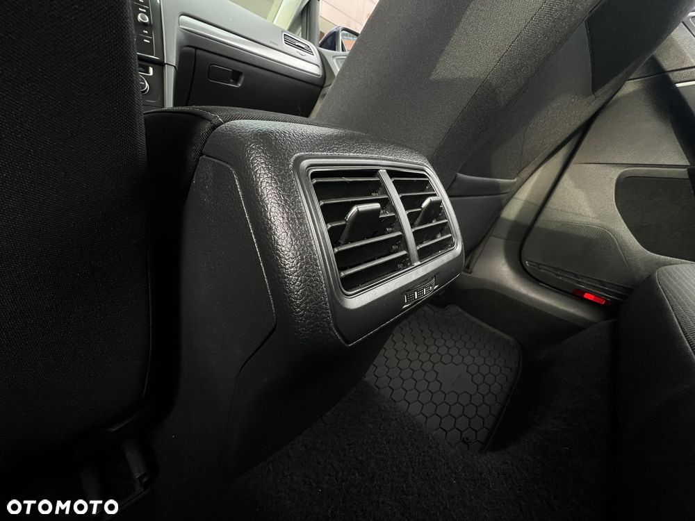 Volkswagen Golf 1.5 TSI BMT Evo Comfortline - 16