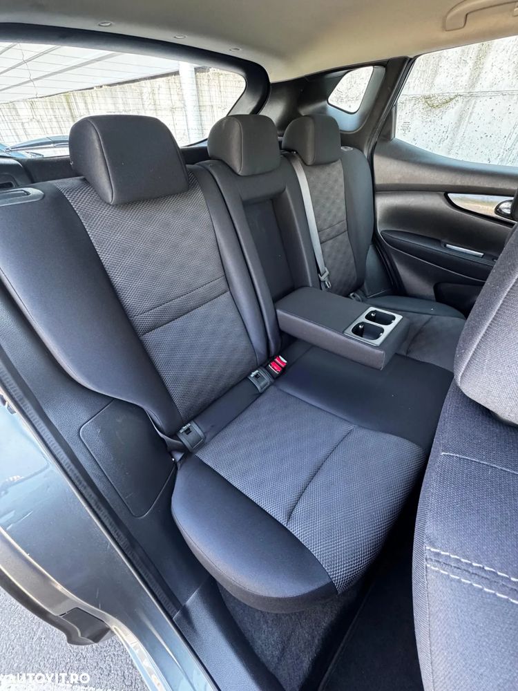 Nissan Qashqai 1.2 DIG-T ACENTA - 17