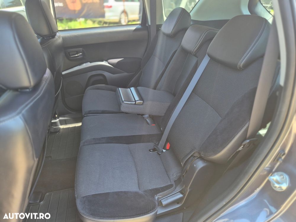 Peugeot 4007 2.2 HDI Premium - 20