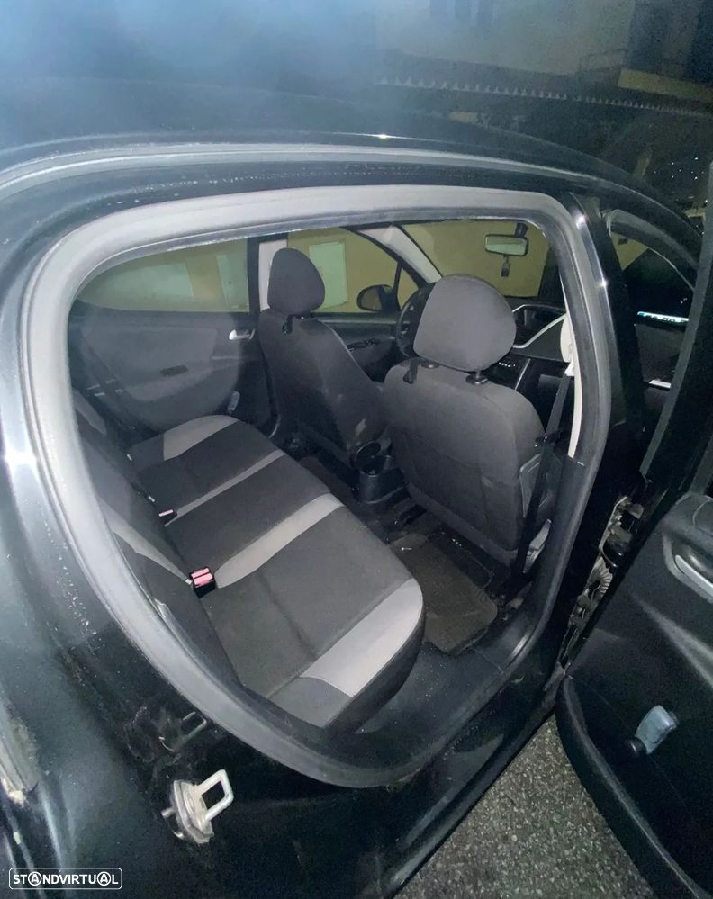 Peugeot 207 1.4 16V Sport - 11