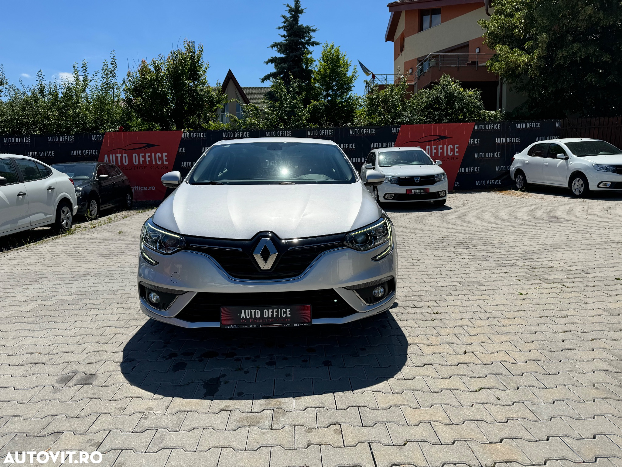 Renault Megane BLUE dCi Zen - 7