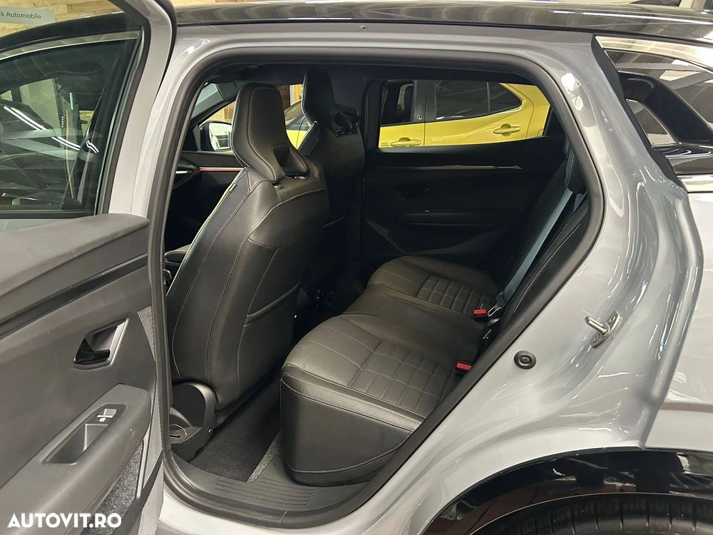 Renault Megane E-TECH 60 kWh 220 CP Iconic - 9