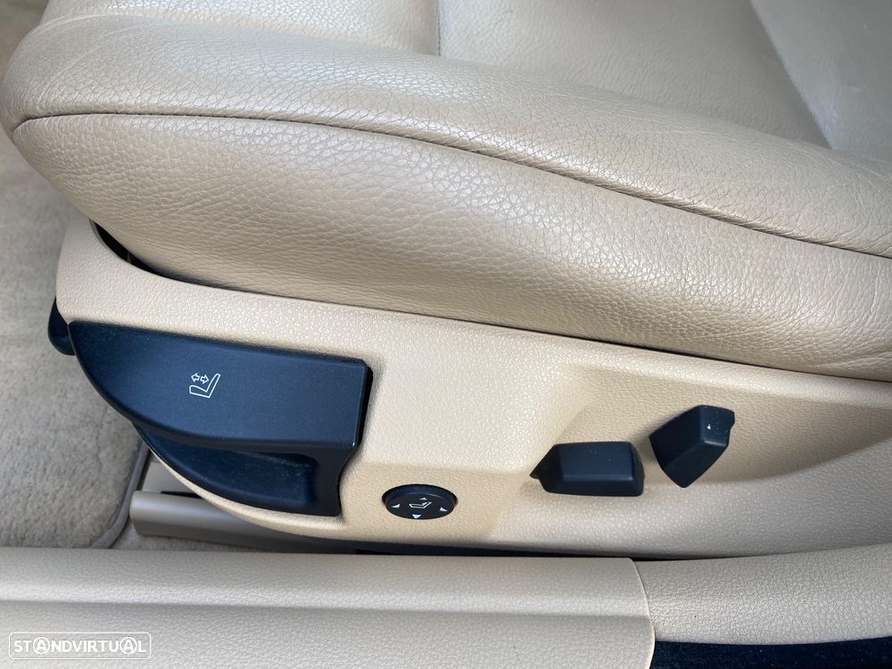 BMW 525 d Auto - 24