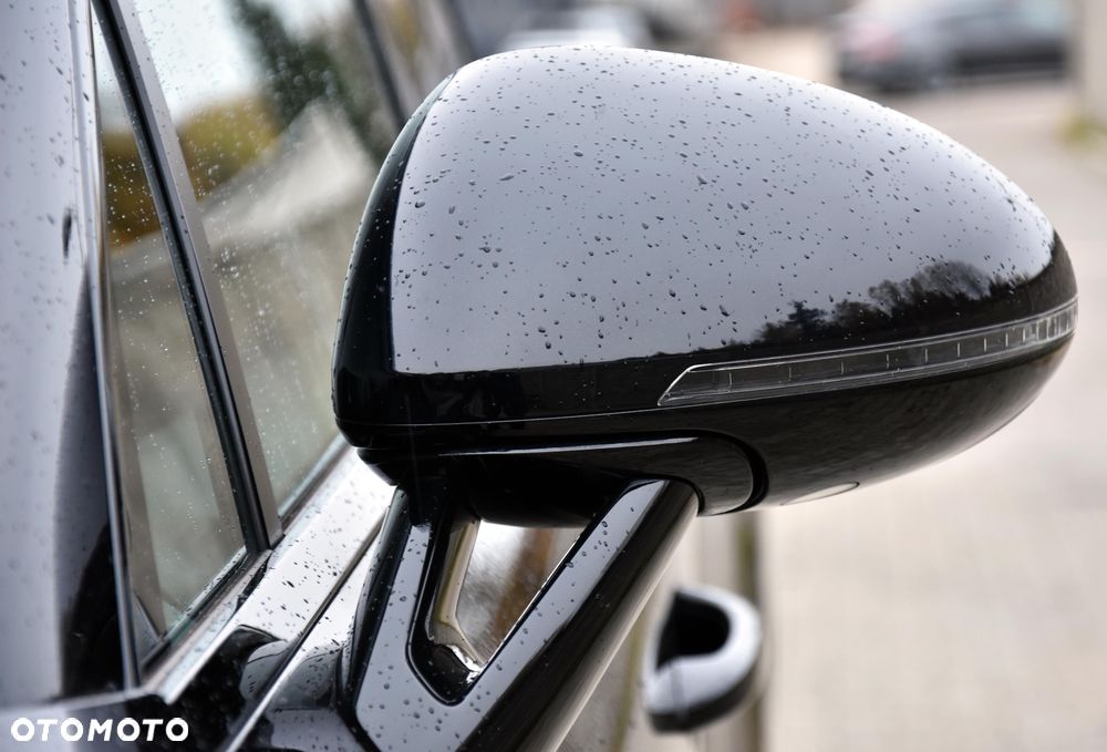 Porsche Macan T - 25