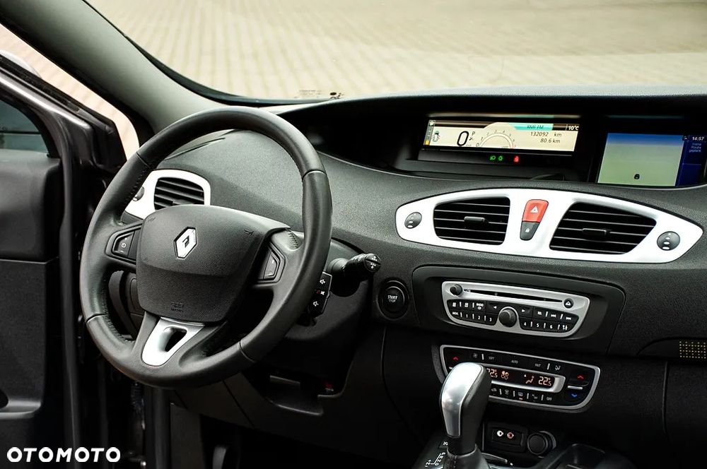 Renault Scenic 2.0 16V Privilege CVT - 24