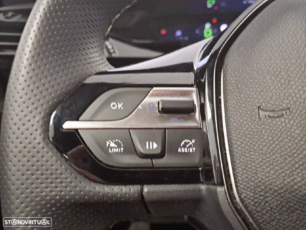 Peugeot 408 1.2 Hybrid GT e-DCS6 - 16