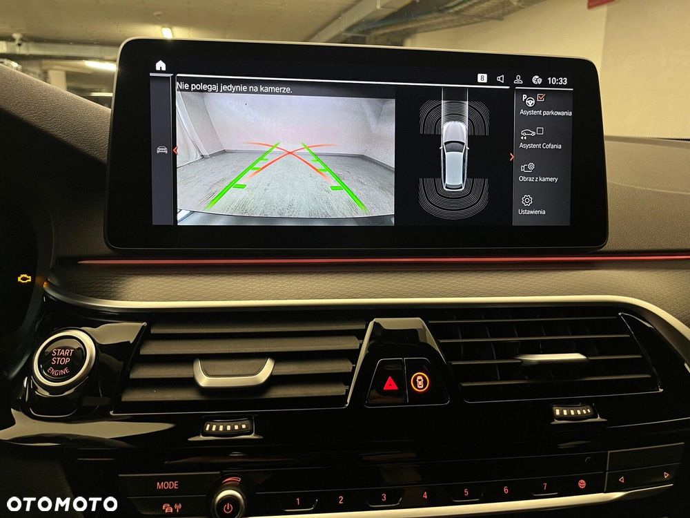 BMW Seria 5 530d xDrive mHEV M Sport sport - 26
