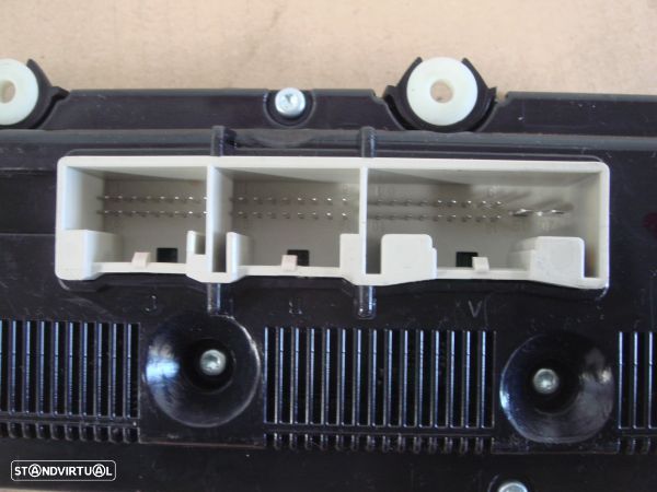 Comando Climatização Volkswagen Passat (3C2) - 2