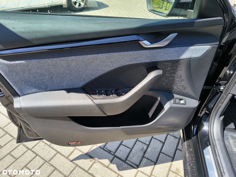Skoda Octavia 1.5 TSI mHEV Drive Selection DSG - 14
