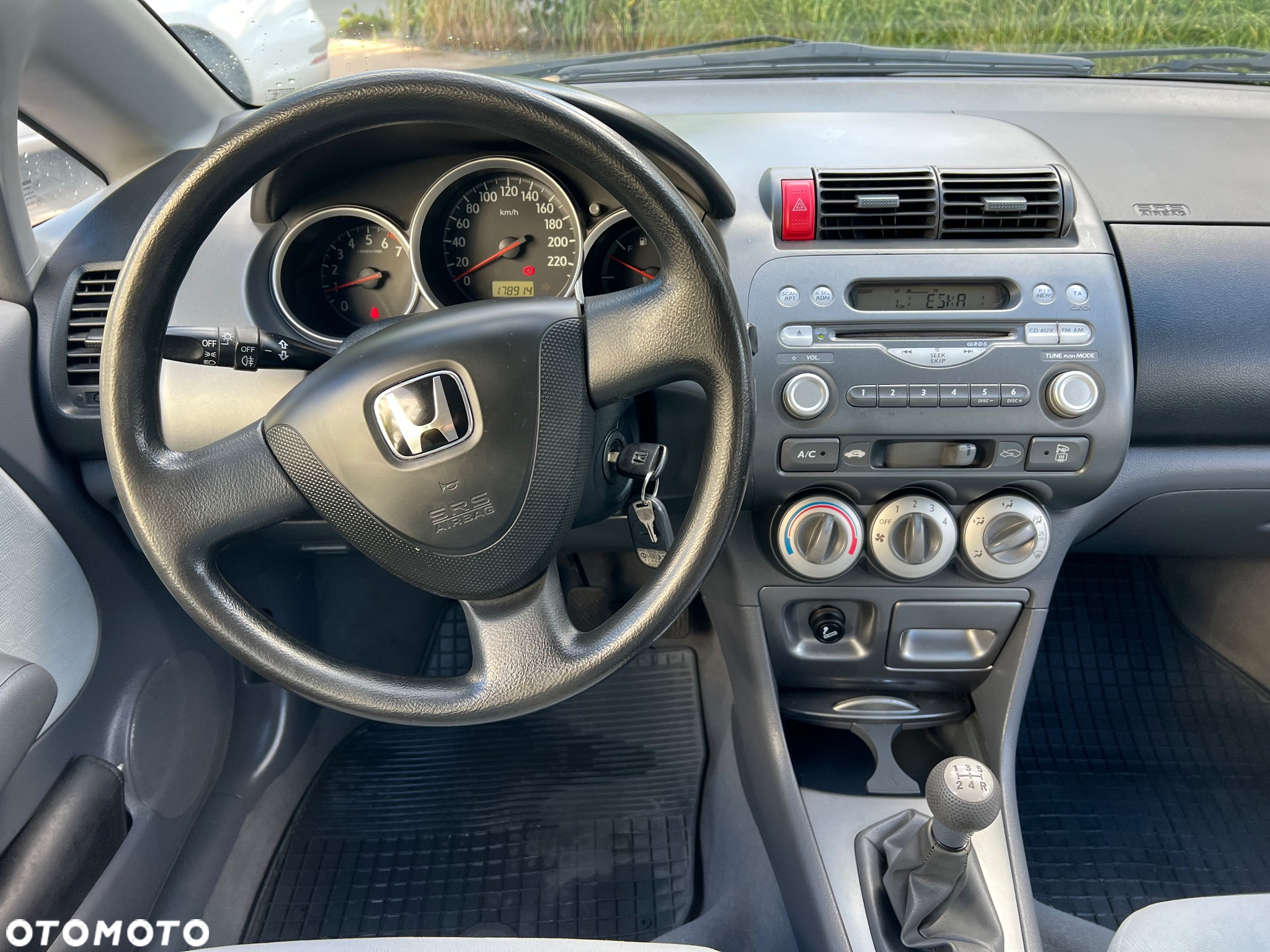 Honda City 1.4 S - 23