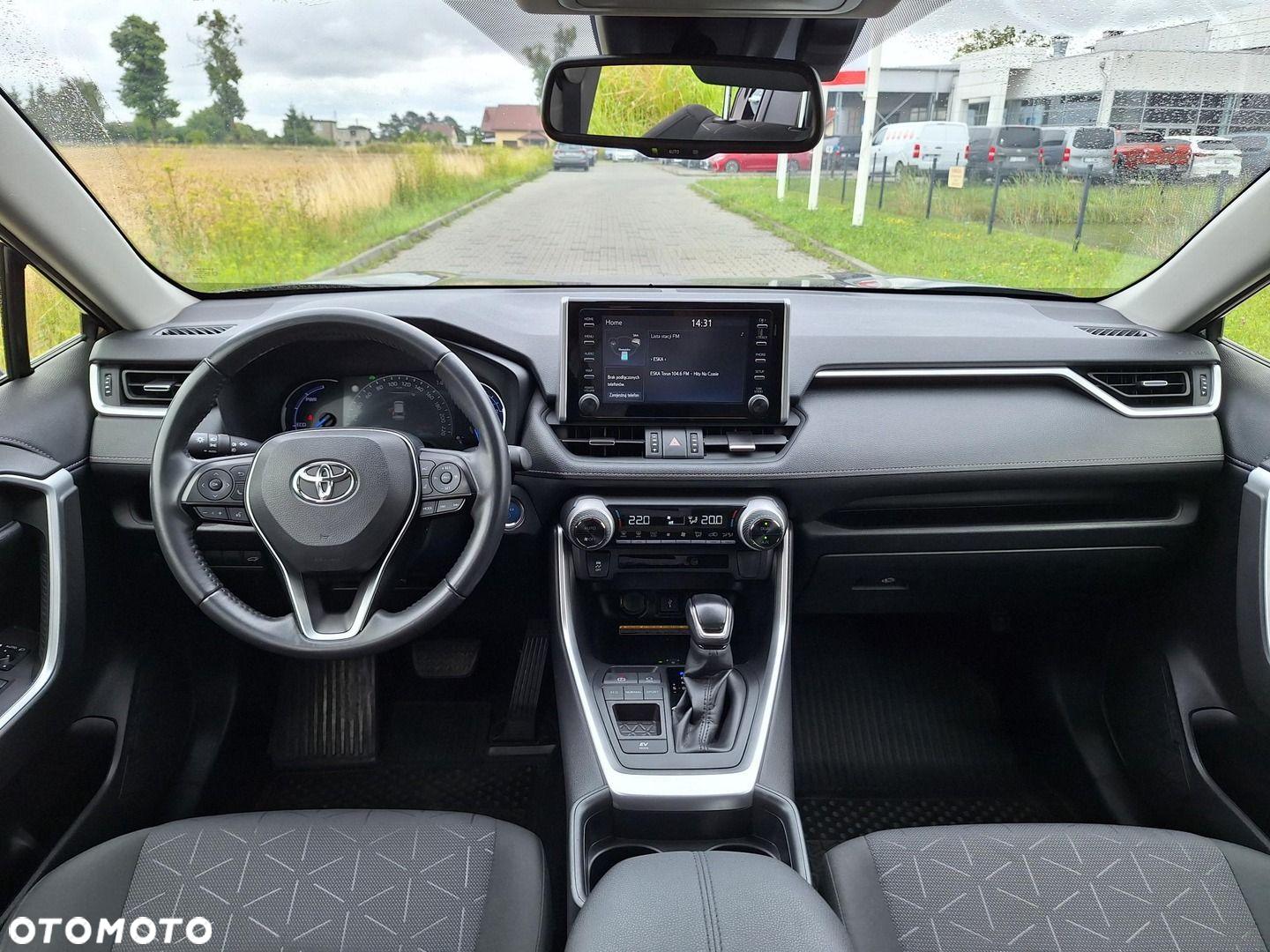 Toyota RAV4 - 12