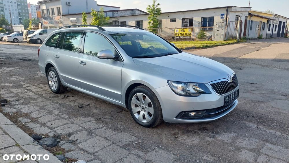 Skoda Superb 1.6 TDI Elegance Greenline - 11