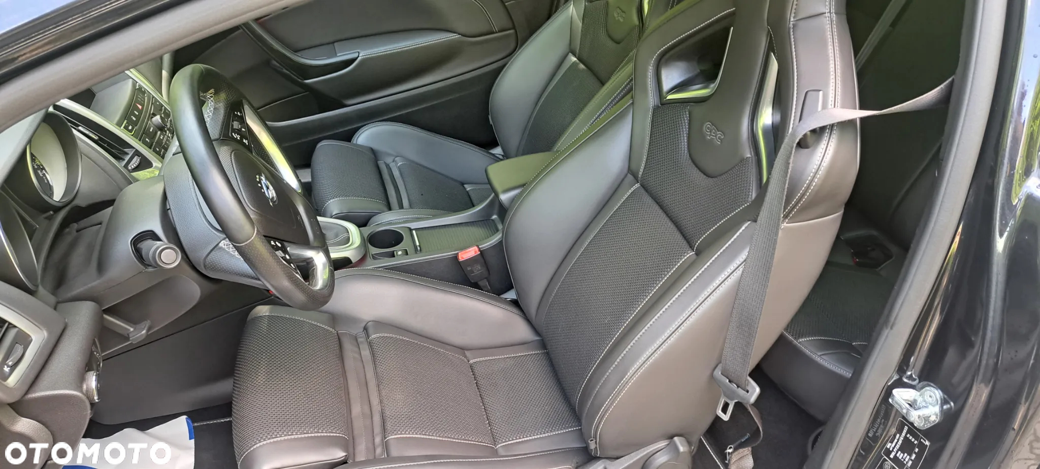 Opel Astra OPC Start/Stop - 12
