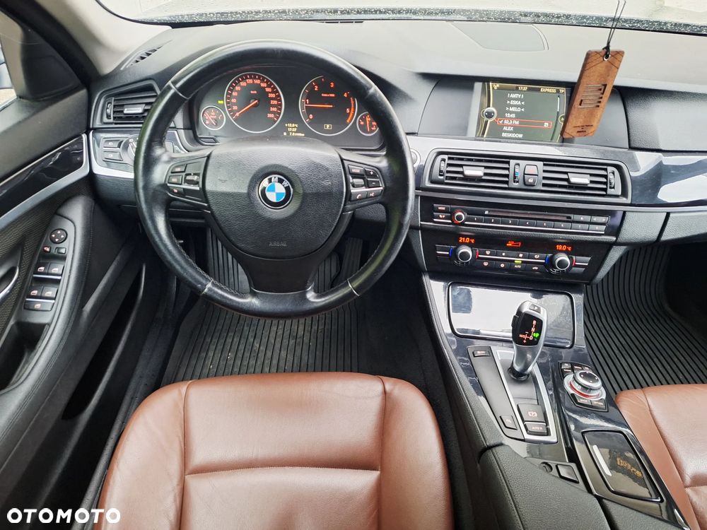 BMW Seria 5 520d - 10