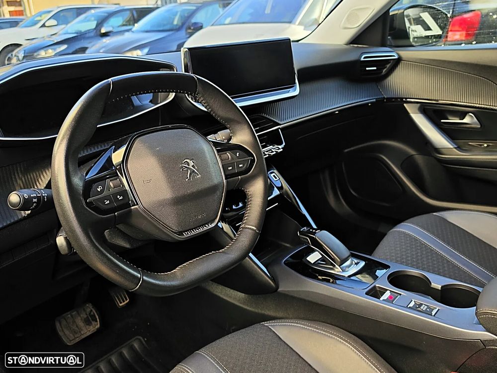 Peugeot e-2008 Allure Pack - 7