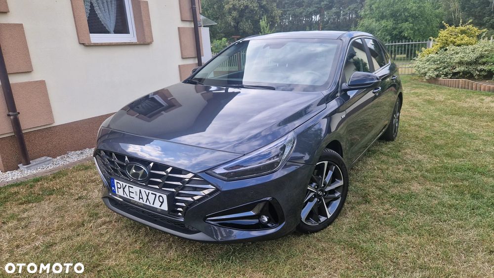 Hyundai i30 1.5 T-GDI 48V-Hybrid Advantage - 1