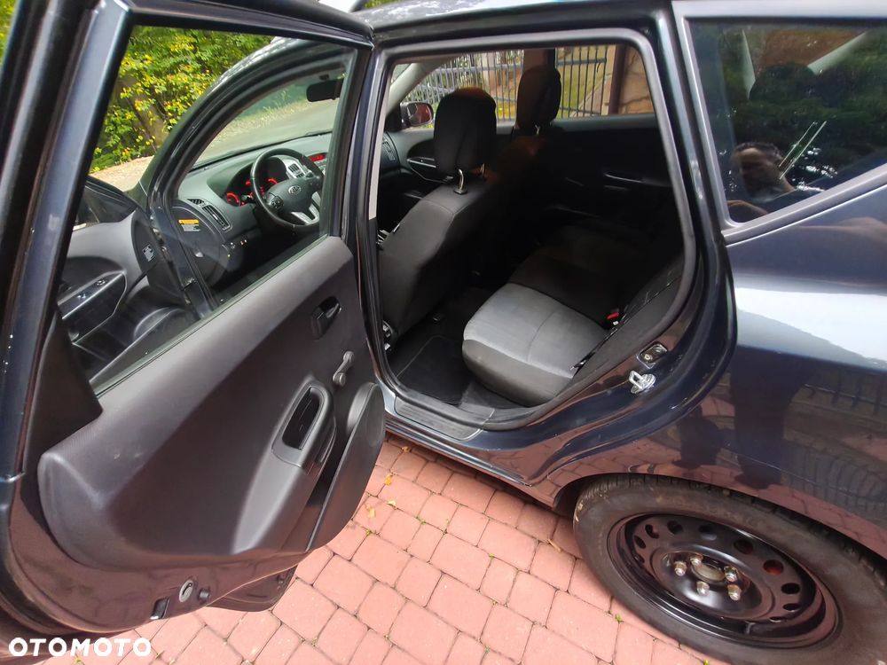 Kia Ceed - 15