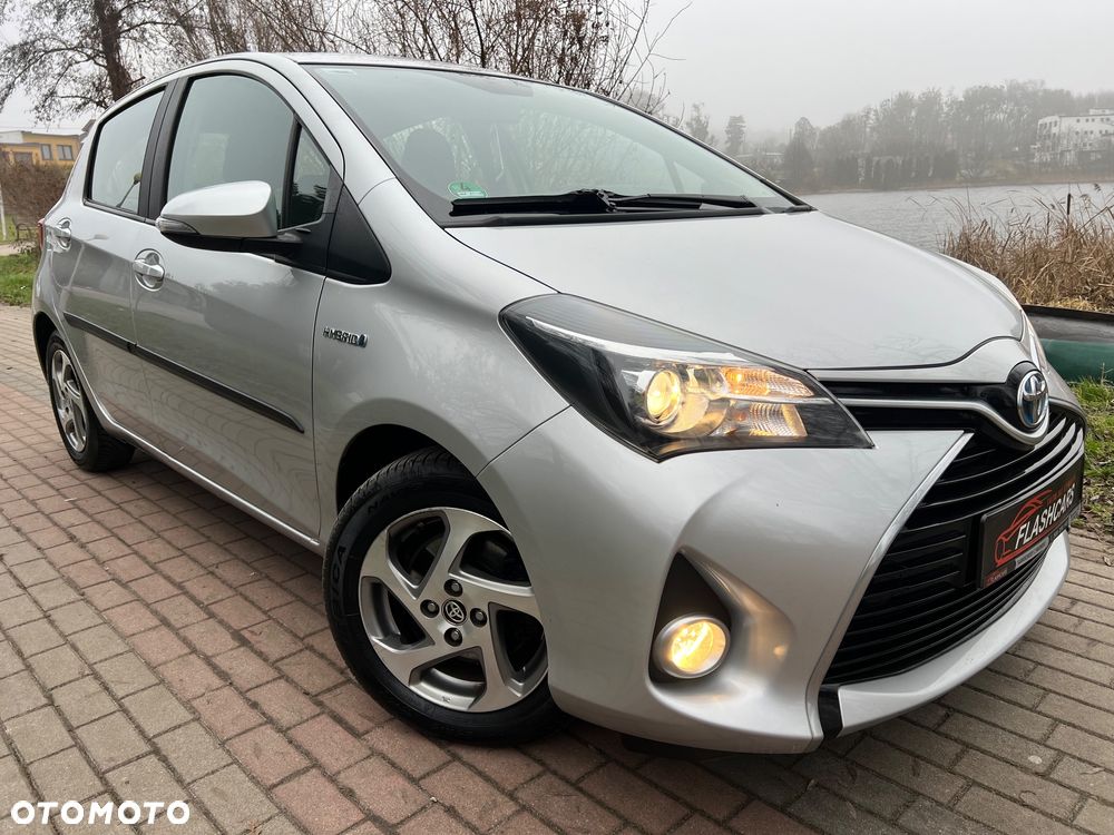 Toyota Yaris ver-1-2-turbo-team-deutschland - 1