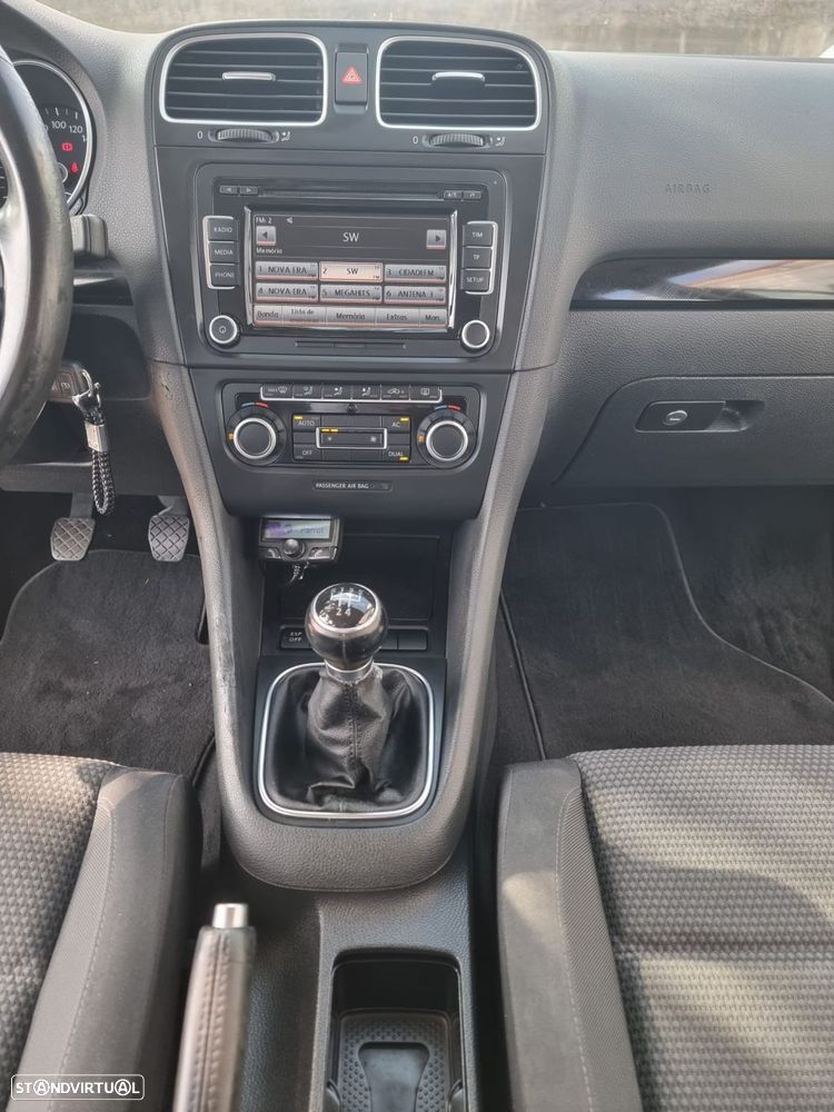 VW Golf 1.6 TDi Confortline - 13