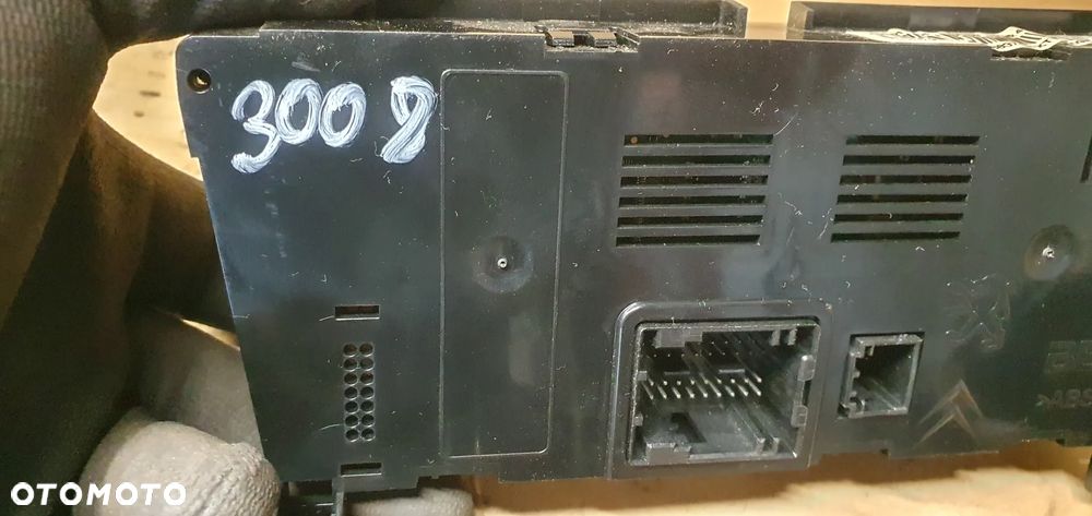 Panel nawiewu klimatyzacji klimy Peugeot 3008 96837481XT - 8