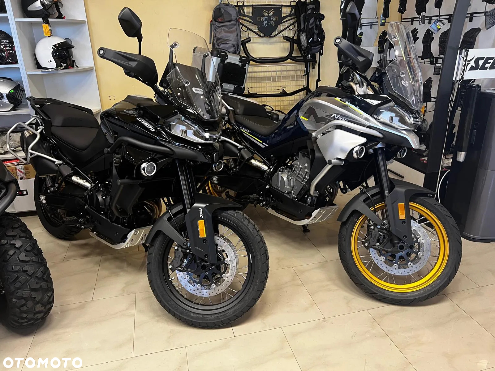 CFMoto MT - 21