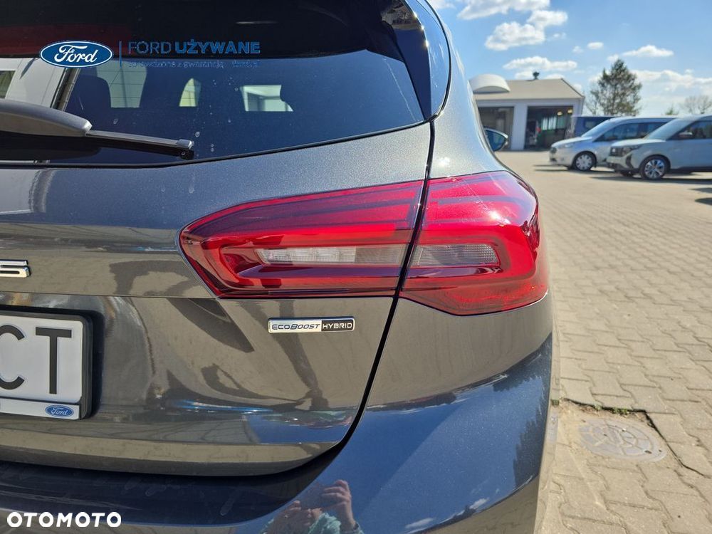 Ford Focus 1.0 EcoBoost mHEV ST-Line X - 24