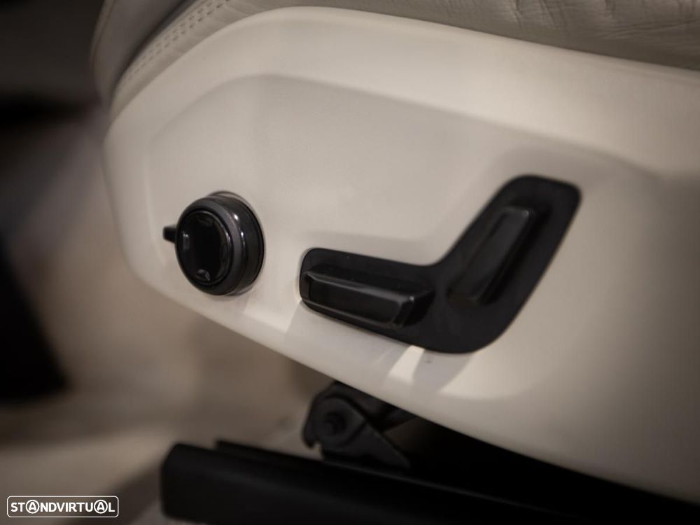 Volvo XC 90 2.0 T8 PHEV Inscription AWD - 18