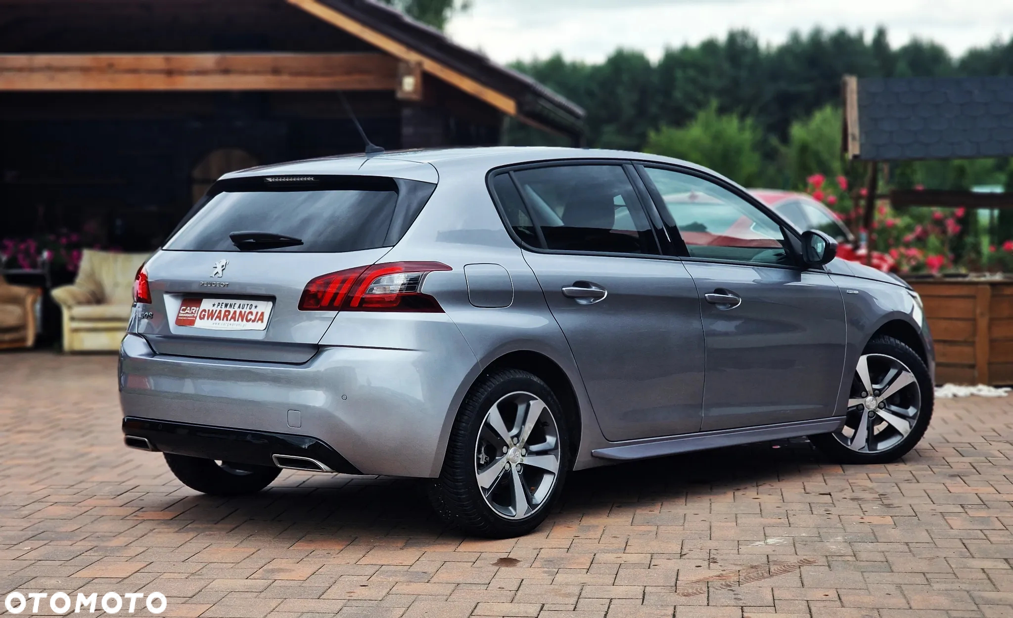 Peugeot 308 1.2 PureTech Allure S&S - 18