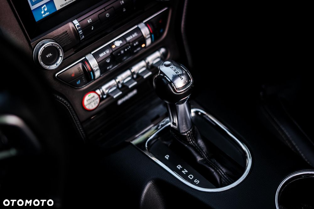 Ford Mustang Cabrio 2.3 Eco Boost - 18