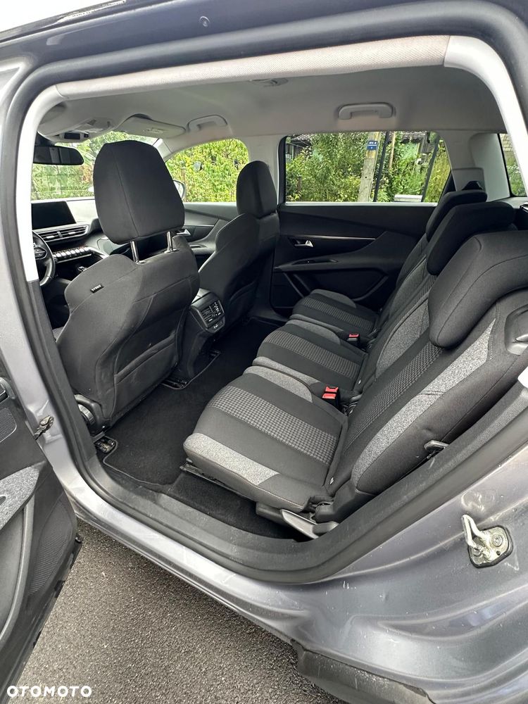 Peugeot 5008 - 15