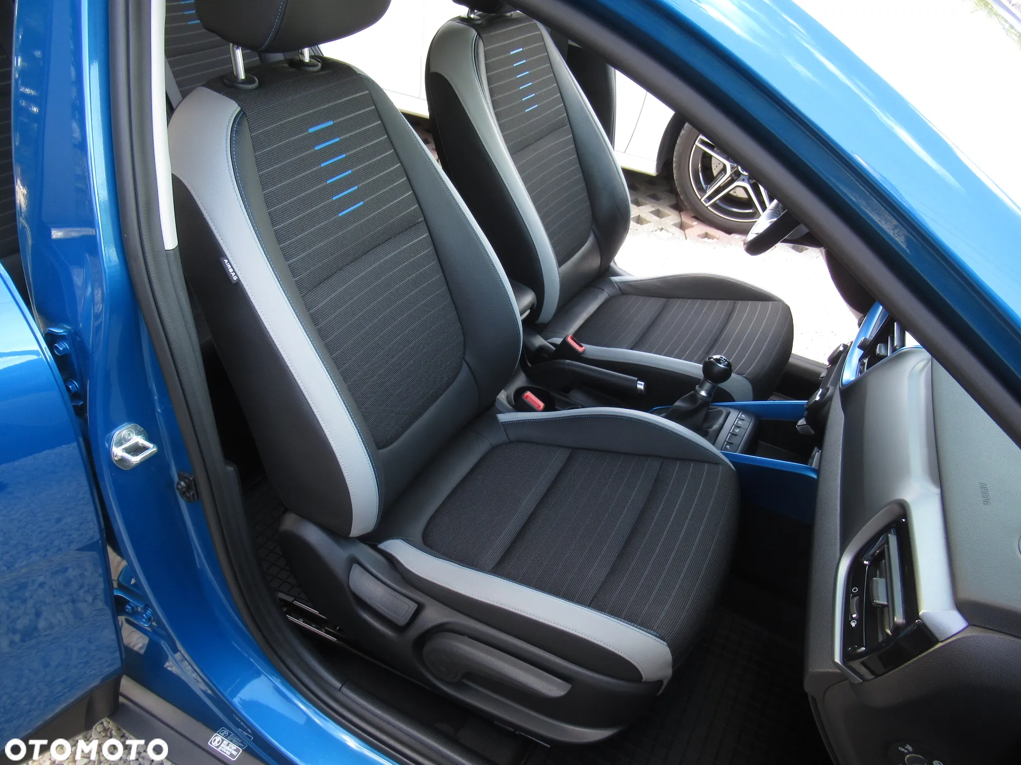 Kia Stonic 1.2 L Business Line - 10