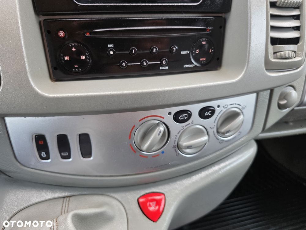 Nissan Primastar - 26