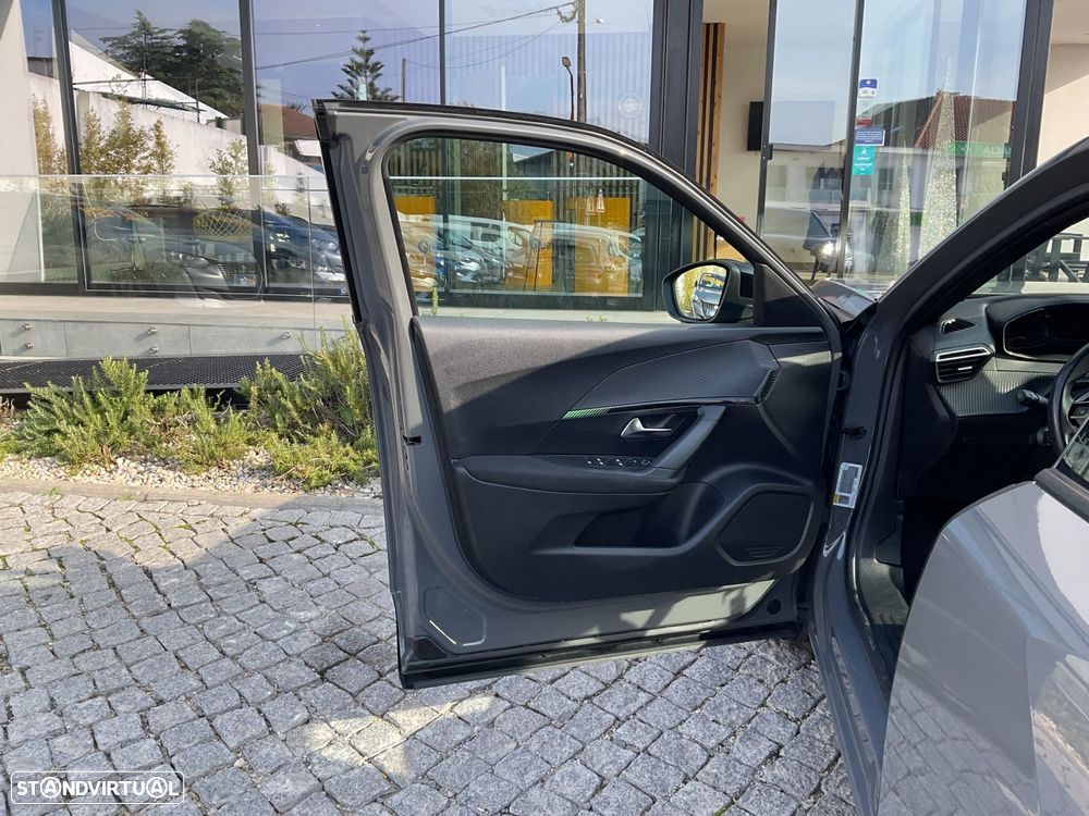 Peugeot 2008 1.2 PureTech Active Pack - 19