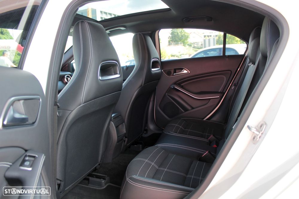 Mercedes-Benz A 200 d 7G-DCT Urban - 7