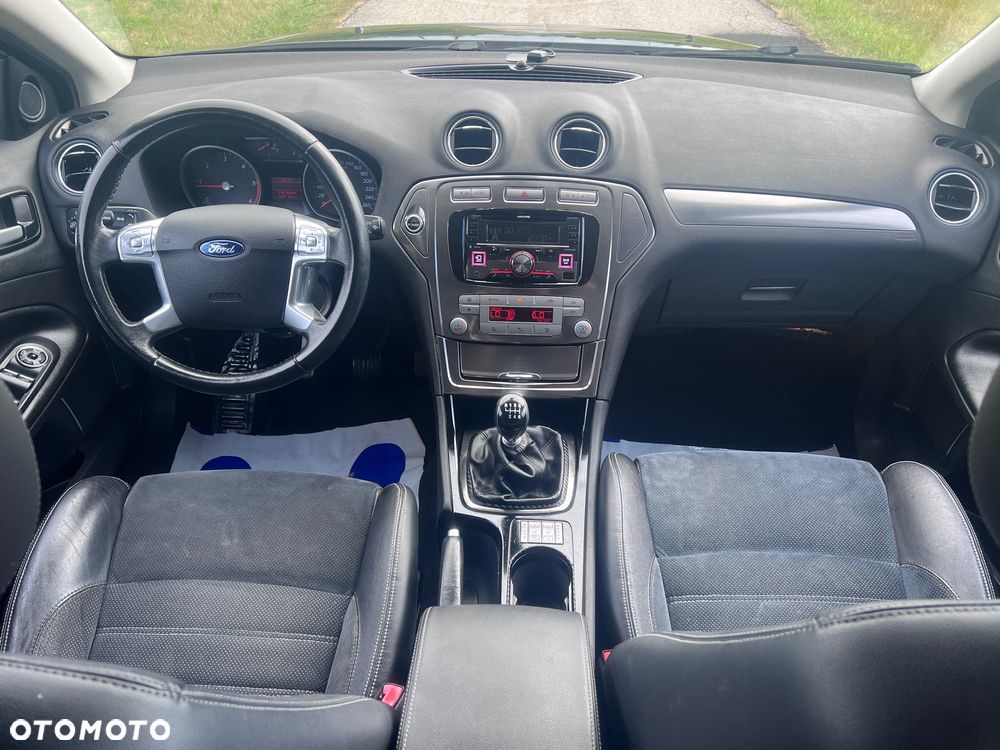 Ford Mondeo 2.0 TDCi Titanium - 31