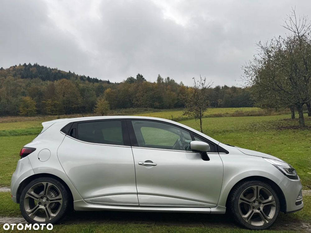 Renault Clio - 3