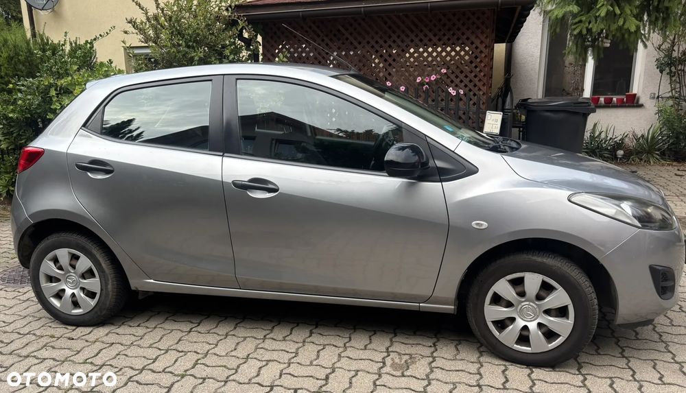 Mazda 2 - 12