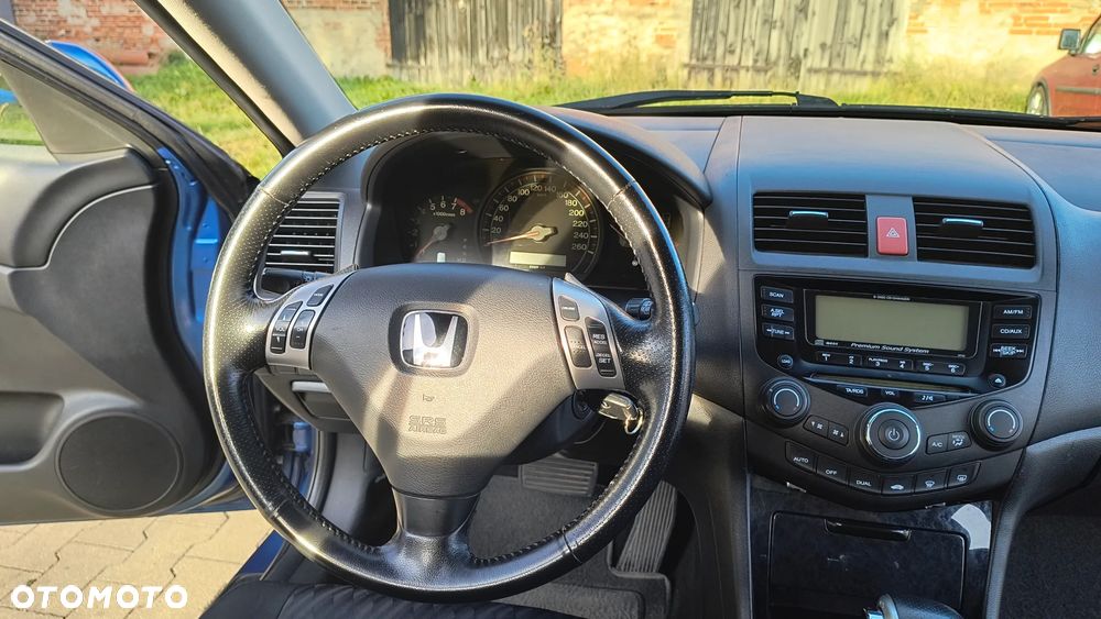Honda Accord 2.4 Executive - 29