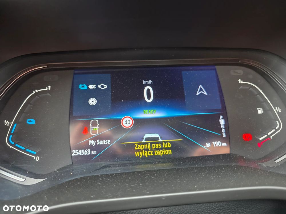 Renault Arkana E-TECH Full 145 Evolution - 12