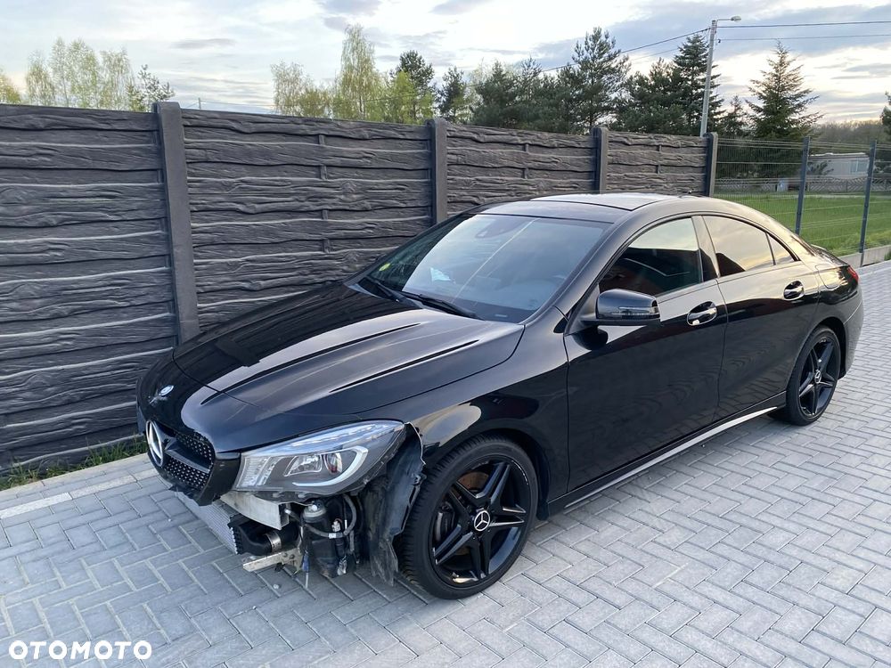 Mercedes-Benz CLA 220 CDI 7G-DCT AMG Line - 5