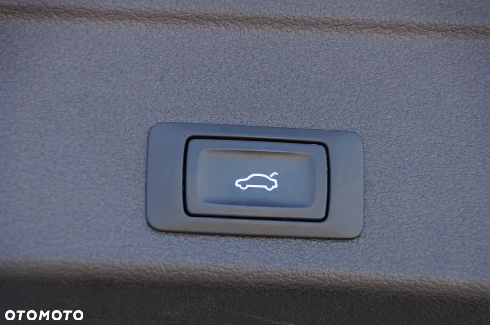 Audi A4 Allroad 2.0 TDI Quattro S tronic - 33