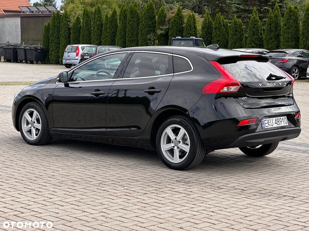 Volvo V40 - 15