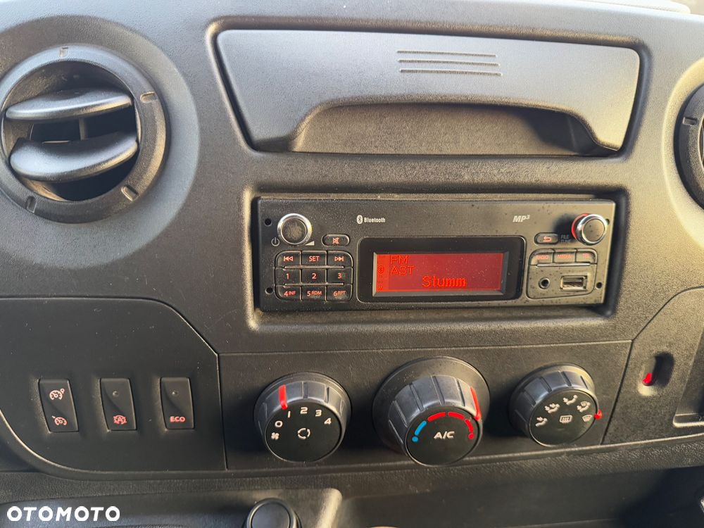 Renault Master - 18
