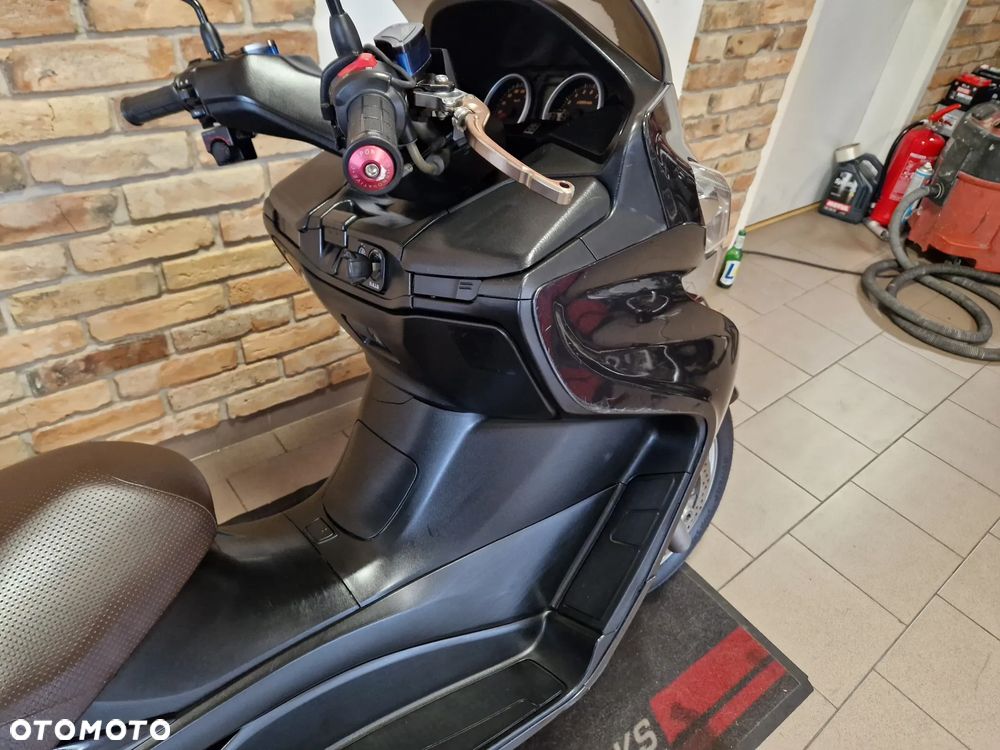 Suzuki Burgman - 31